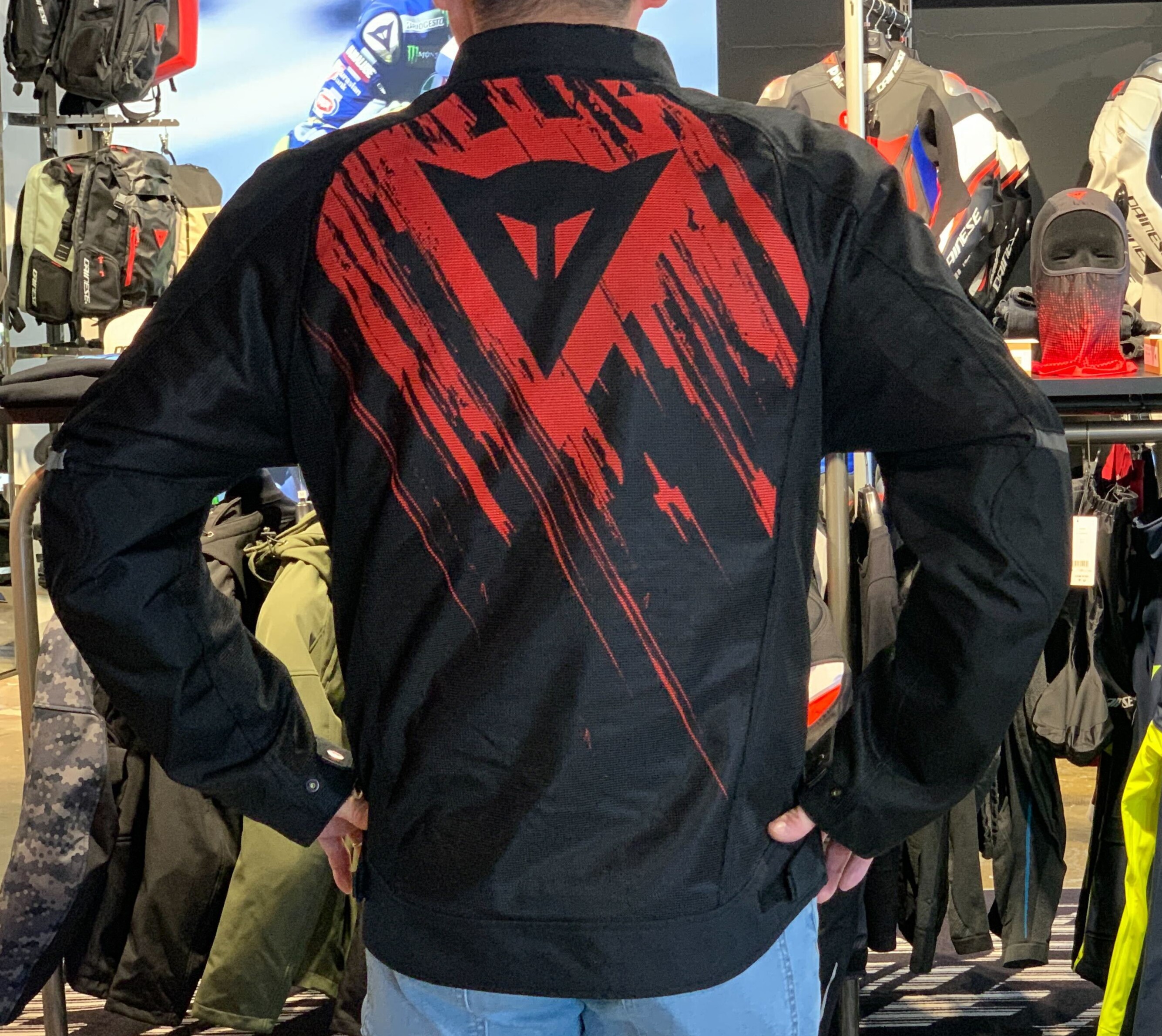 熱いハートでクールなライディングを HEROSPHERE AIR TEX JACKET